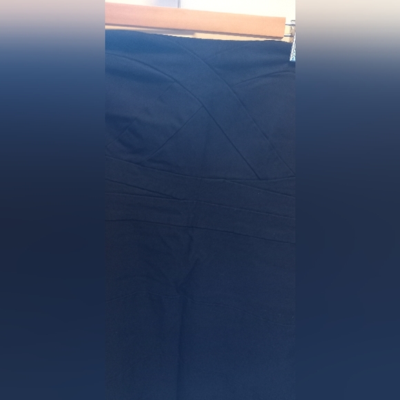 XXL Strapless Bodycon Le Chateau Dress - Picture 3 of 3